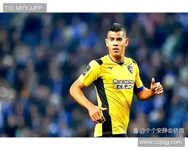 身高183的防守核心后卫如何在绿茵场上展现统治力与坚韧风采